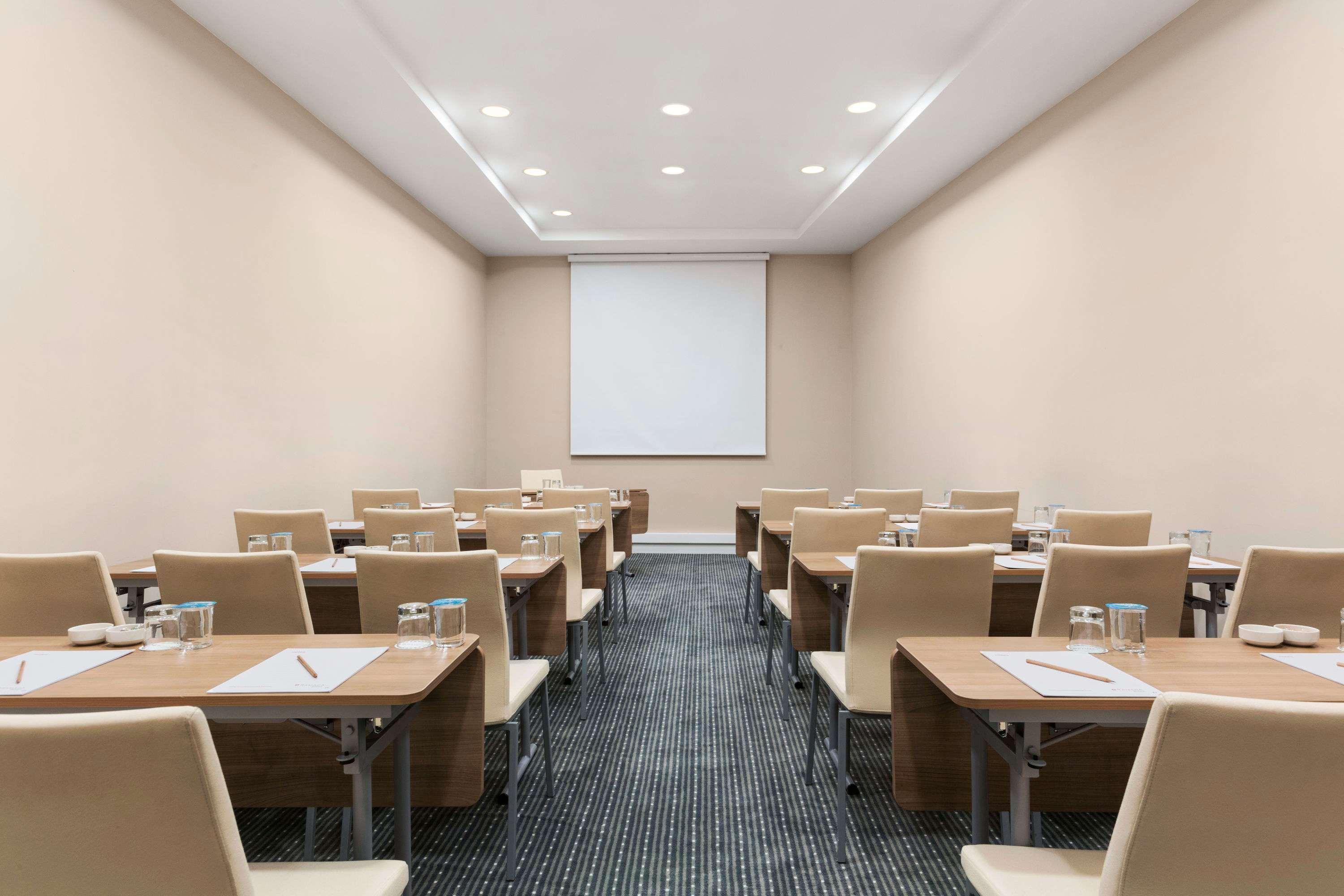 Ramada Encore Istanbul Kartal Экстерьер фото