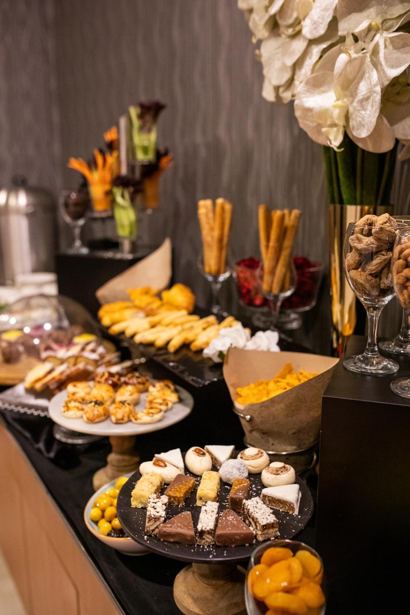 Ramada Encore Istanbul Kartal Экстерьер фото