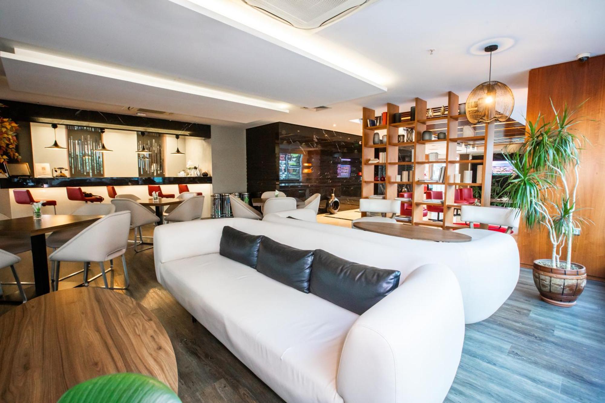 Ramada Encore Istanbul Kartal Экстерьер фото
