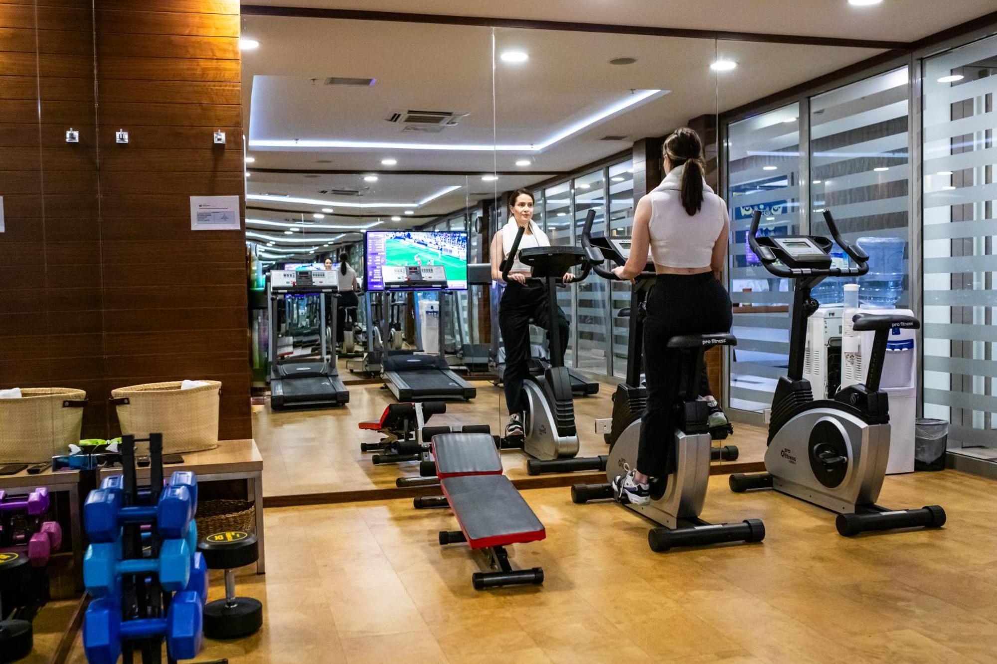 Ramada Encore Istanbul Kartal Экстерьер фото