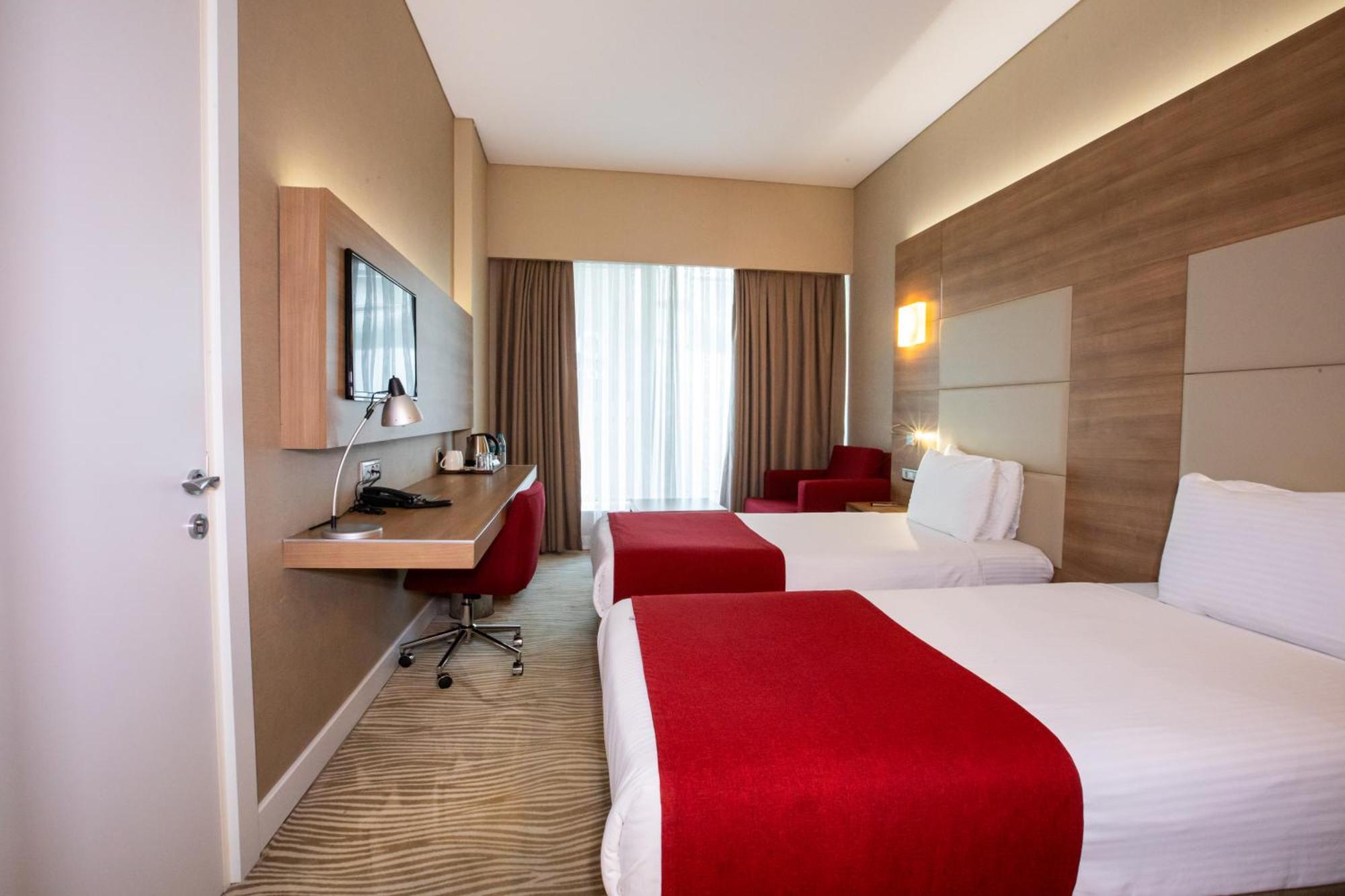 Ramada Encore Istanbul Kartal Экстерьер фото