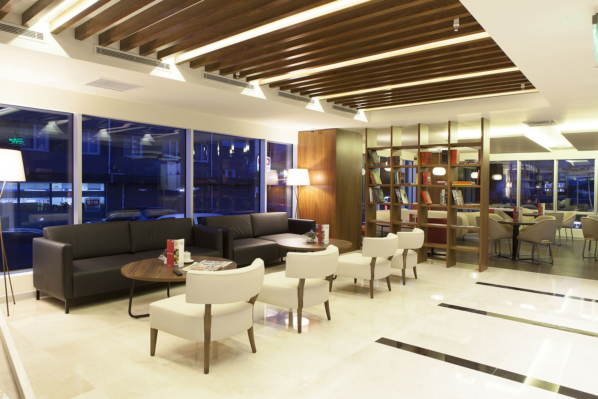 Ramada Encore Istanbul Kartal Экстерьер фото